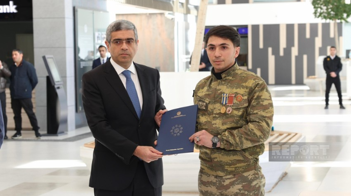 Şəhid ailələrinə, müharibə əlillərinə daha 200 mənzil və fərdi ev verildi  - FOTO