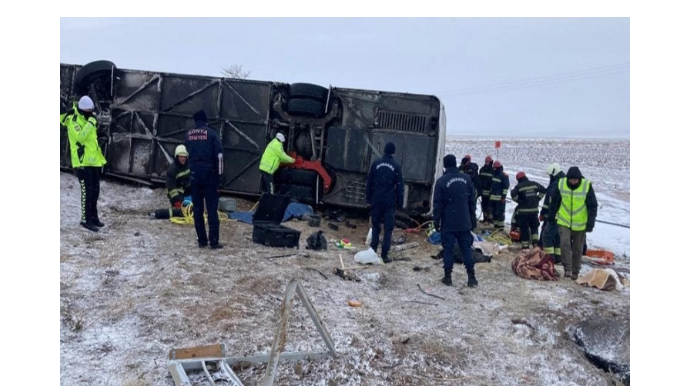 Turist avtobusu aşdı: 6 ölü, 41 yaralı - VİDEO - YENİLƏNİB 
