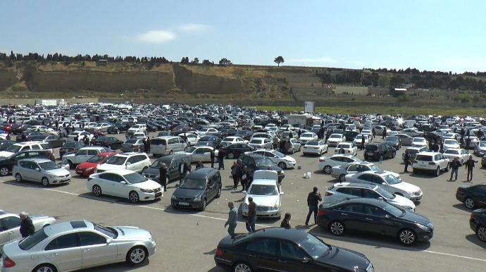 Avtomobil bazarında ən çox satılan avtomobillərə indi maraq yoxdur - Ekspert 