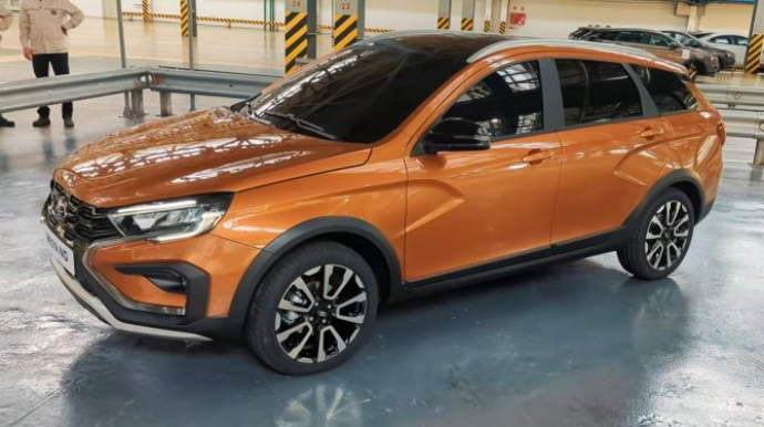 «АвтоВАЗ» запатентовал дизайн универсала Lada Vesta NG SW  - ФОТО