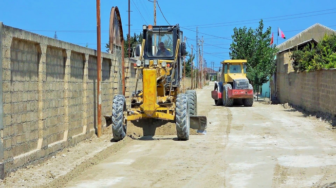 Buzovnada küçələrin birində təmir işlərinə başlanılıb - FOTO