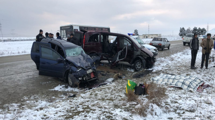 Siyəzəndə yol qəzasında ölənlərdən ikisi müəllimdir 