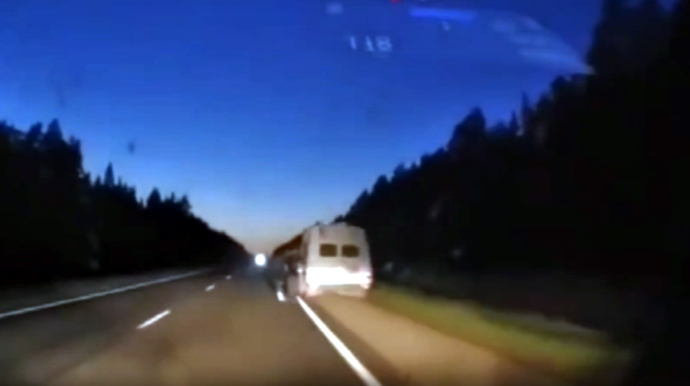 Anasının hədiyyə aldığı motosikletlə yola çıxan oğlan qəzaya düşüb öldü - VİDEO