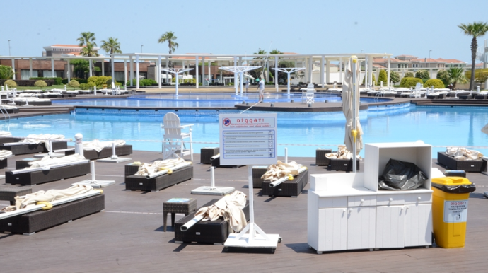 Paytaxtdakı çimərliklər yay mövsümünə hazırdır  - FOTO