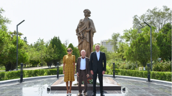 Naxçıvandakı "Əcəmi seyrangahı" istirahət kompleksində memar Əcəmi Naxçıvaninin abidəsi açılıb   - FOTO