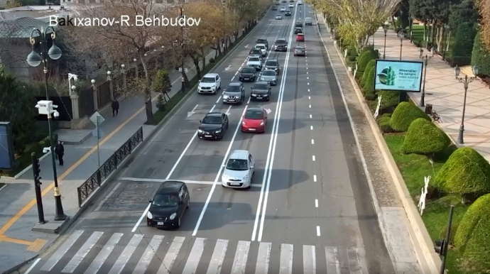 Bakıda bu küçələrin kəsişməsindəki darboğaz effekti aradan qaldırılıb - VİDEO 