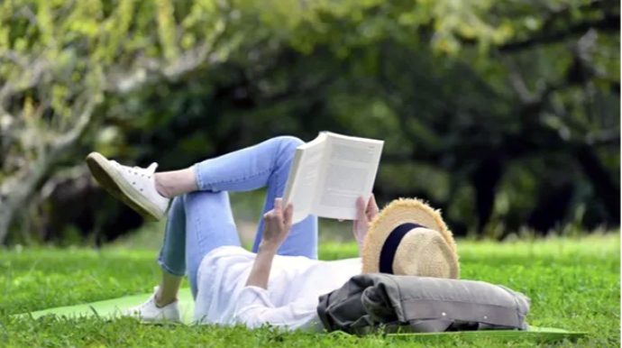 Altıgünlük iş həftəsində çalışanlar bu ay neçə gün tətil edəcək? 