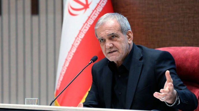 Pezeşkian Hörmüz boğazının hansı ölkələr üçün bağlandığını açıqlayıb 