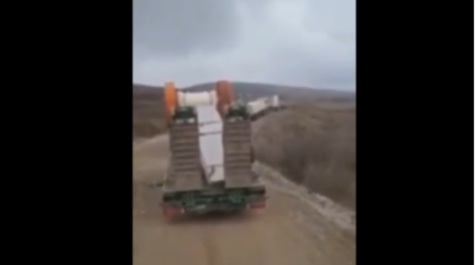 Ermənilər Qarabağda yük maşınlarımızın qarşısını kəsdi  - VİDEO