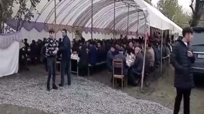 Həyətində toy edən şəxs cərimələnib 