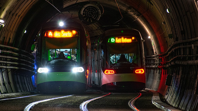 Avropada tramvayın bərpası və ya Qərb ölkələri səhvini necə düzəltdi?  - FOTO