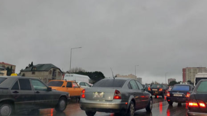 Sumqayıt-Bakı yolunda nəqliyyatın hərəkəti iflic oldu - FOTO/VİDEO 