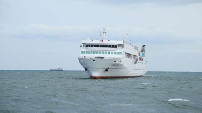 Uzun səyahətə çıxan gəmi təbil çalır - Sərnişinlər virusa yoluxdu