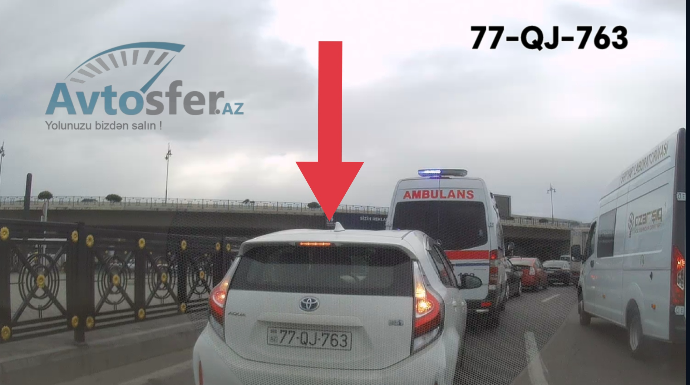 "Təcili yardımın arxasınca gedirəm" deyən sürücünün yalanı üzə çıxdı - VİDEO