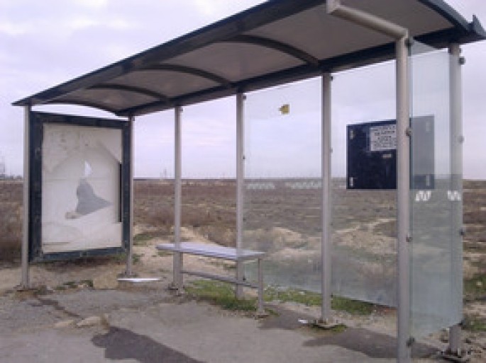 Avtobus dayanacaqlarının şüşələri oğurlanıb - Tovuz sakini tərəfindən