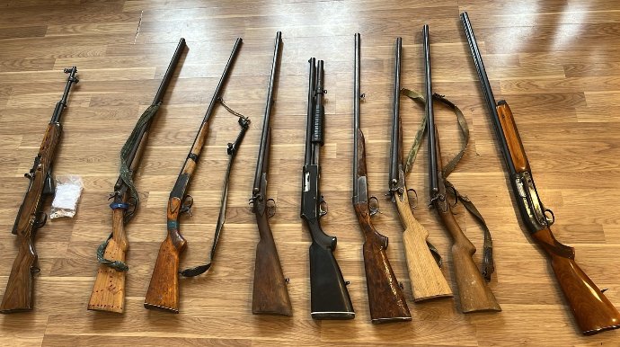 Şamaxıda 9 odlu silah polisə könüllü təhvil verilib  - FOTO