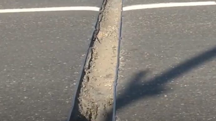 Bakıda körpünün bu vəziyyətdə olması vətəndaşları qorxuya saldı - Təhlükə var?  