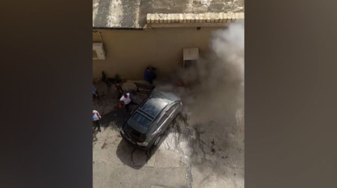 Bakıda “Lexus” yandı - VİDEO