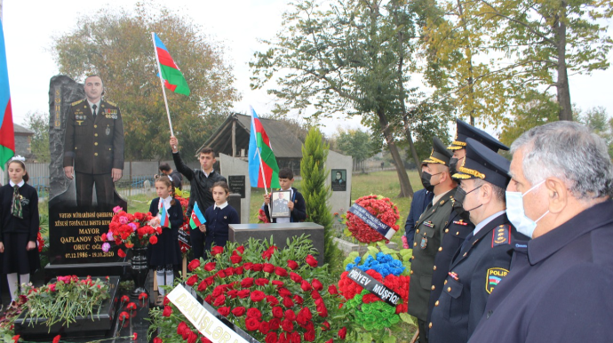 Vətən müharibəsi qəhrəmanı, şəhid Şixamir Qaflanovun il mərasimi keçirilib - FOTO