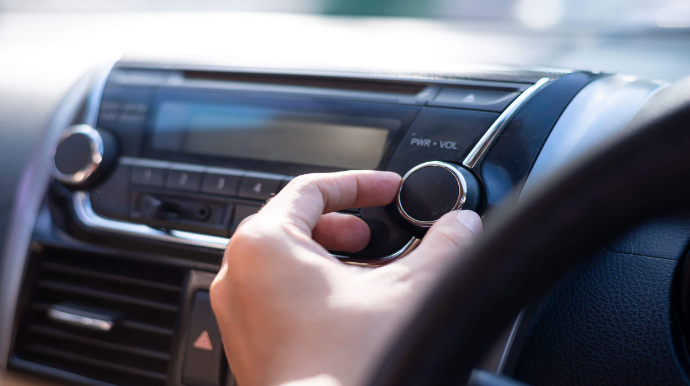 Bakı–Ağsu, Bakı–Lerik və Bakı–Quba yolları üzərində FM yayımının monitorinqi aparılıb 