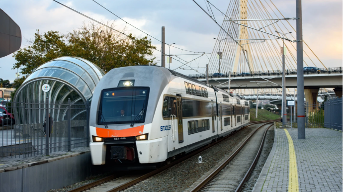 ADY  qatarları yay qrafikinə keçir