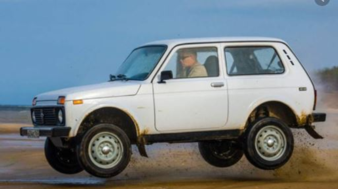 Lada 4x4: старт продаж коммерческих версий 