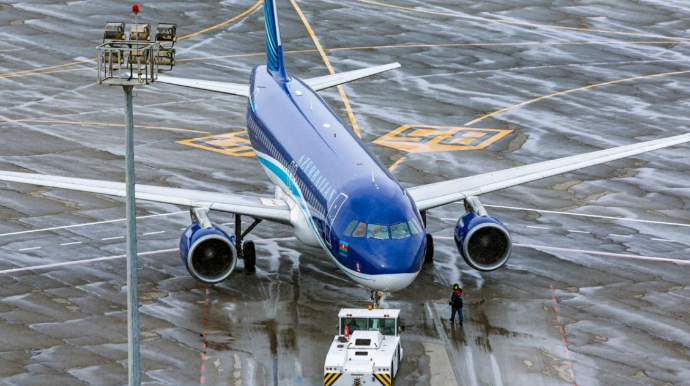 Nazirlər Kabineti hava hərəkəti xidmətləri ilə bağlı qərar qəbul edib 