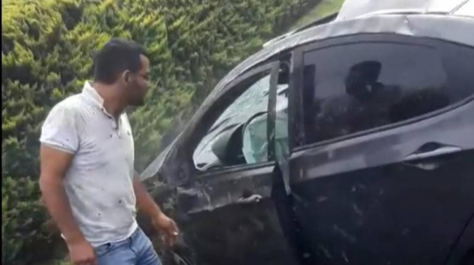 Aeroport yolunda “Hyundai" aşdı - Yaralananlar var  - VİDEO