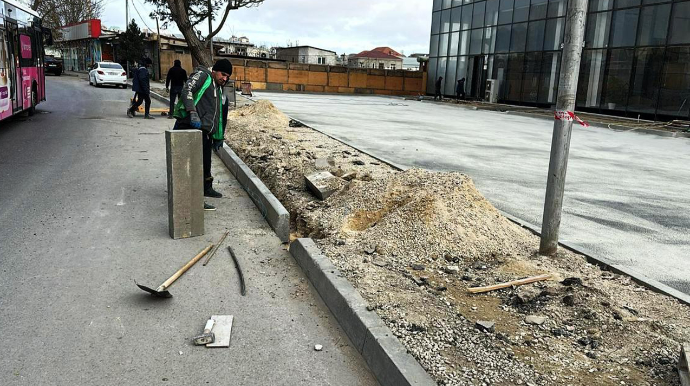 Bakıda piyada səkilərinin qanunsuz zəbtinin qarşısı alındı - FOTOLAR 