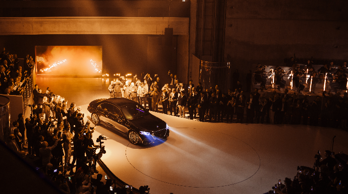 "Mercedes-Benz S-Class": Lüks və innovasiyanın yeni dövrü - FOTOLAR