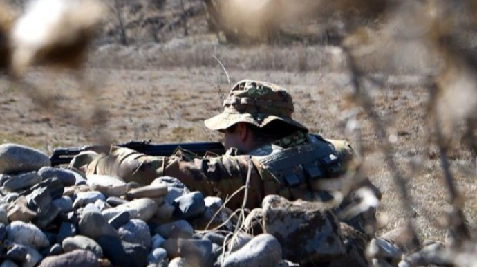 Erməni hərbçi belə əsir götürüldü - VİDEO