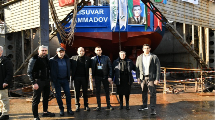 Daha bir şəhidin adını daşıyan gəmi suya endirildi - FOTOLAR