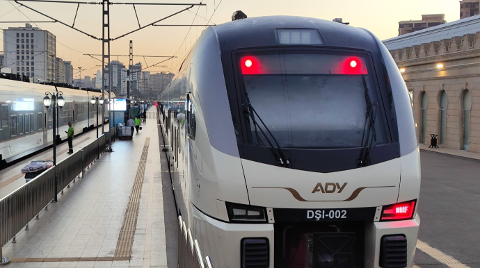 Abşeron dairəvi dəmir yolu xətti üzrə rekord sayda sərnişin daşınıb - ADY 