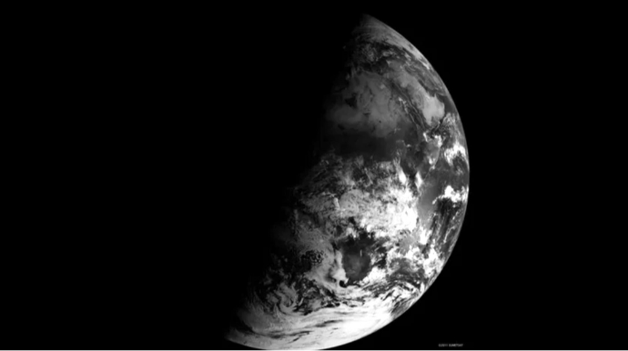 Yer getdikcə qaranlıqlaşır: Alimlər səbəbini açıqladılar 