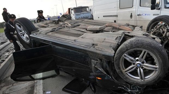 Ağstafada "07" aşdı; 2 yaralı 