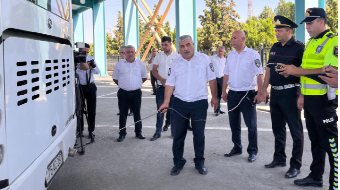 Naxçıvanda "Təmiz hava" aylığı tədbiri keçirildi: Bəzi sürücülərə xəbərdarlıq edildi - FOTO 