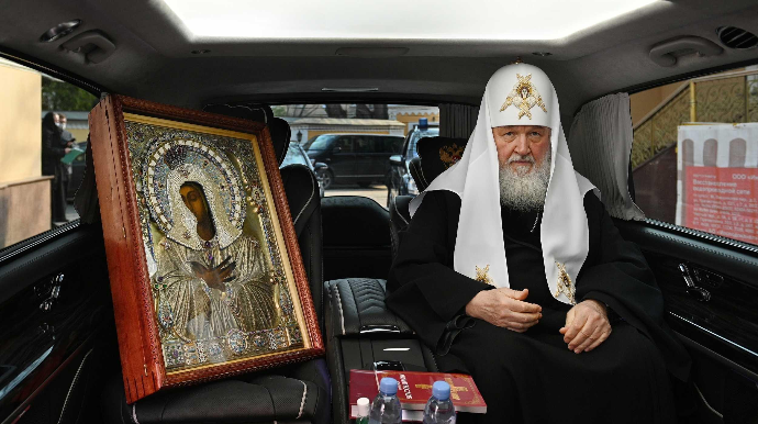 Patriarx Kirill rahibi "Mercedes"ə minməməyə çağırıb