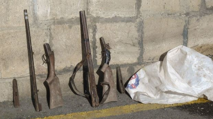 İmişlidə qanunsuz olaraq ov silahı daşıyan şəxslər tutulub