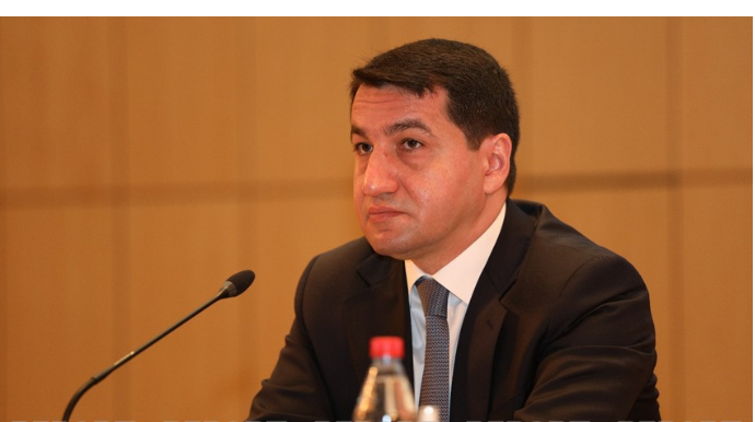 Hikmət Hacıyev:  Qarabağın erməni sakinləri Azərbaycan vətəndaşlığı üçün ərizə ilə müraciət etməlidirlər