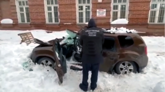 Damdan qopan qar uçqunu avtomobili PARÇALADI – VİDEO 