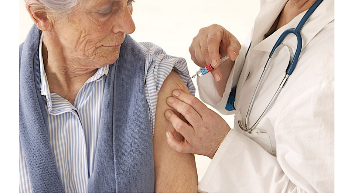 Azərbaycanda yaşı 65-dən çox olanların vaksinasiyasına başlanılır