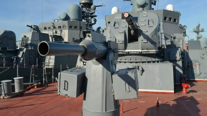 Rusiya hərbi gəmiləri Xəzərdə təlimlər keçirir