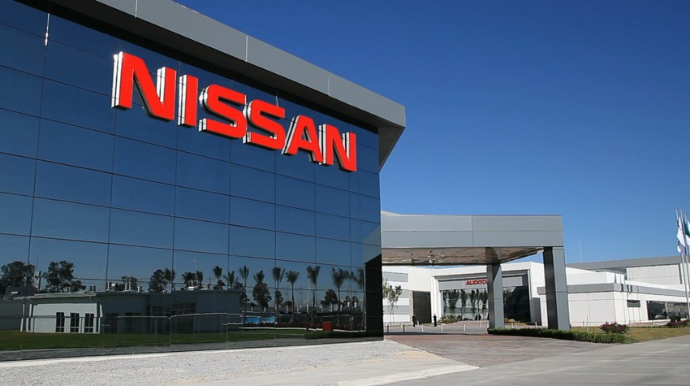 “Nissan”  “Daimler”dəki hissəsini satıb
