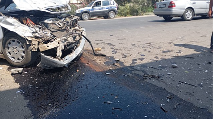 Salyanda qəza oldu, yaralılar var