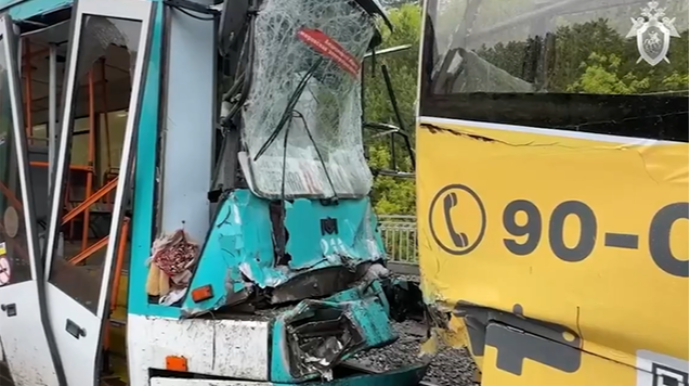 Rusiyada iki tramvay toqquşdu - 90-dan çox yaralı var - VİDEO - YENİLƏNİB