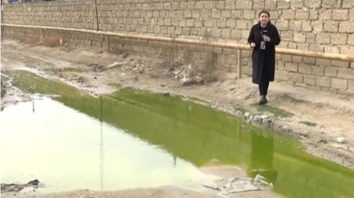 Qala sakinləri bərbad yoldan şikayət edirlər - VİDEO 