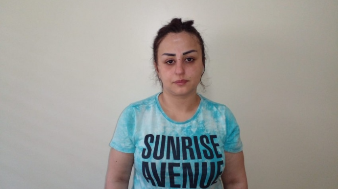 Şirvanda əcnəbi vətəndaşa narkokuryerlik edən qadın saxlanılıb  