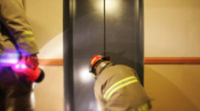 Bakıda 3 azyaşlı xilas edildi