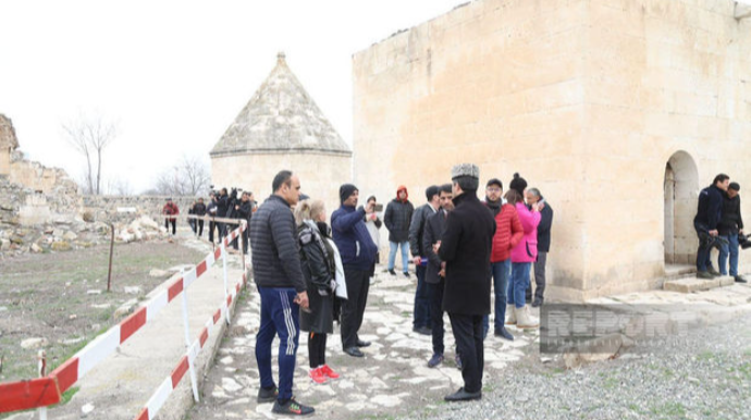 Bir qrup xarici jurnalist Ağdamda səfərdədir - FOTO
