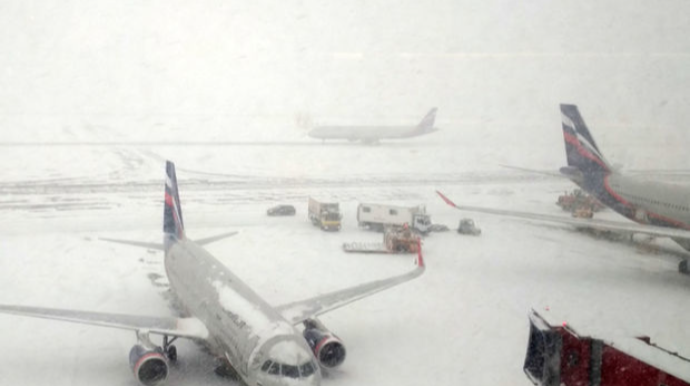 Moskva hava limanlarında 20-dən çox reys təxirə salınıb 